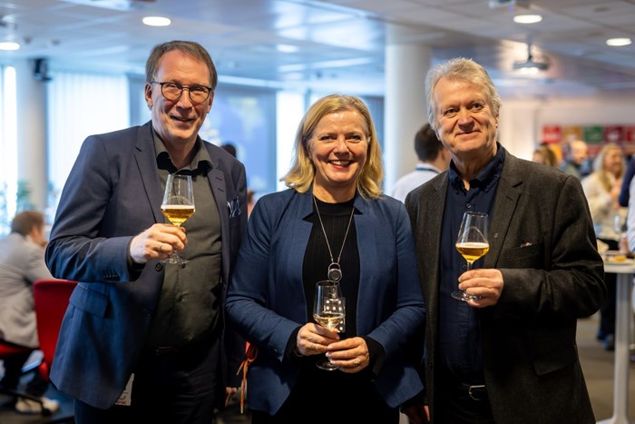 kirsti med styreledere-mindre.jpg