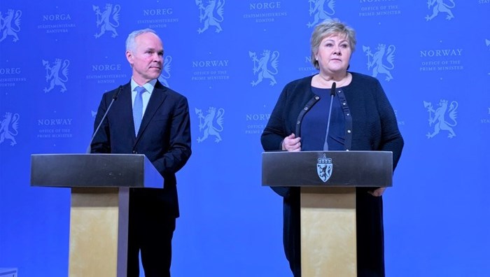 koronaviruset-pressekonferanse10032020 erna solberg jan tore sanner.jpg